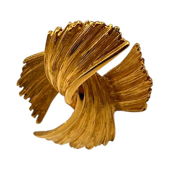 VINTAGE GIVENCHY Womens Earrings Gold Tone Maximalism Butterly 80s/90s - Picture 5 of 9